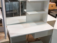 Bureau met stoel, toilettafel met kruk & schoenenkast - afbeelding 3 van  9