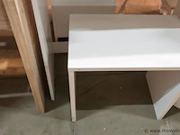 Bureau met stoel, toilettafel met kruk & schoenenkast - afbeelding 4 van  9