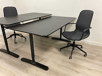Bureau met stoel - afbeelding 1 van  4