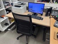 Bureau met stoel - afbeelding 1 van  6