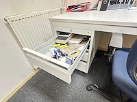 Bureau met stoel - afbeelding 4 van  6
