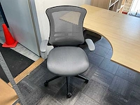 Bureau met stoel - afbeelding 4 van  5