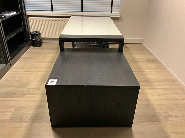 Bureau met vast ladenblok - afbeelding 2 van  5