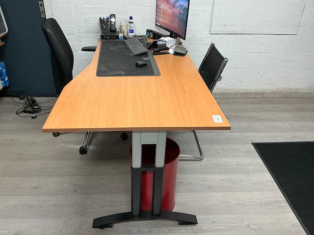 Bureau opstelling met bezoekersstoel (2x) - afbeelding 7 van  8