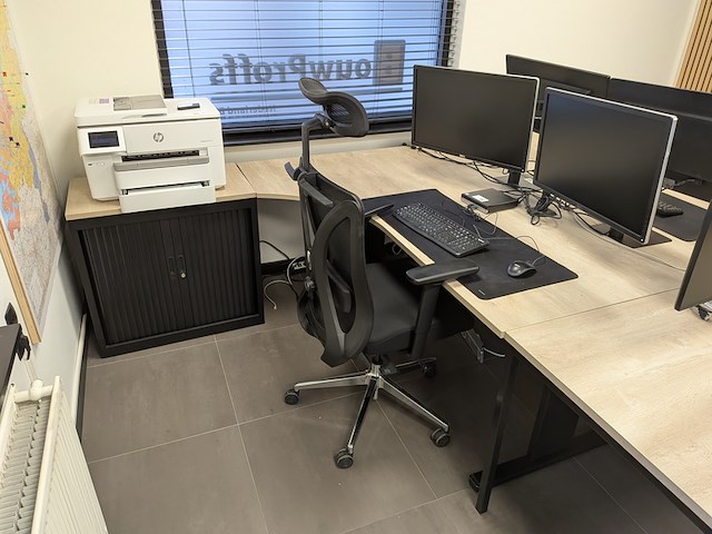 Bureau-opstelling met tafel en vergaderdruppel - afbeelding 4 van  19