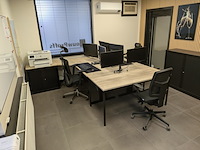 Bureau-opstelling met tafel en vergaderdruppel - afbeelding 1 van  19