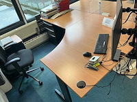 Bureau opstelling - afbeelding 4 van  4