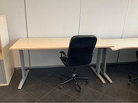 Bureau opstelling - afbeelding 6 van  7