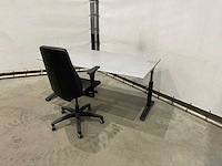 Bureau tafel en bureaustoel - afbeelding 1 van  9