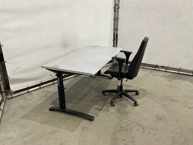 Bureau tafel en bureaustoel - afbeelding 2 van  9