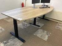 Bureau / vergadertafel - afbeelding 1 van  7