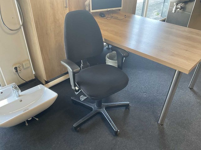 Bureau/ werkplek - afbeelding 6 van  8
