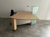 Bureau - afbeelding 3 van  7