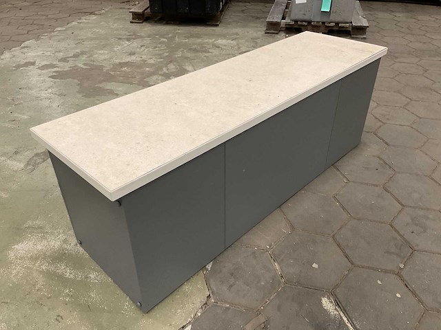 Bureau - afbeelding 4 van  5