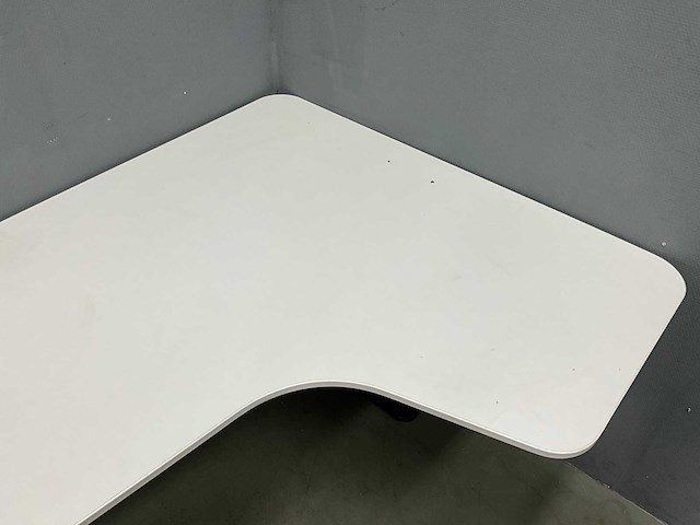Bureau - afbeelding 5 van  7