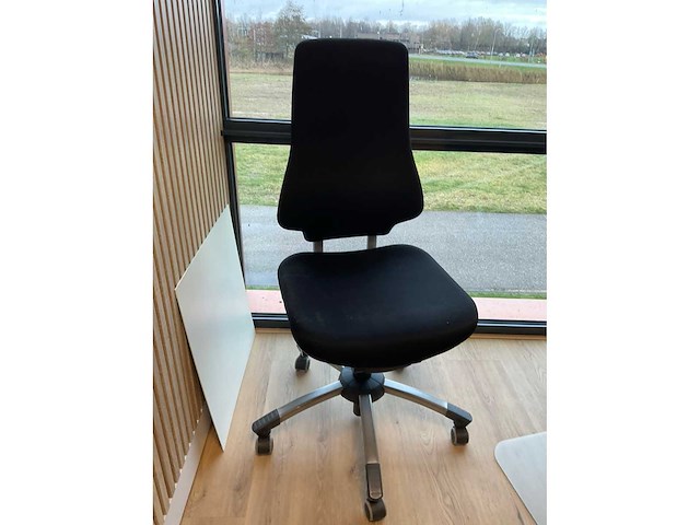 Bureau - afbeelding 7 van  15