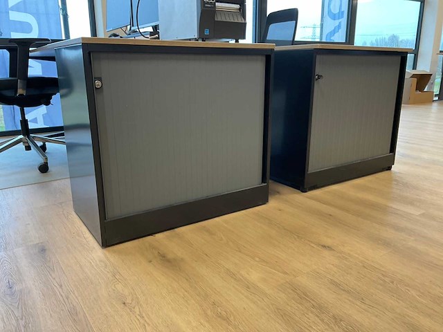 Bureau - afbeelding 13 van  15