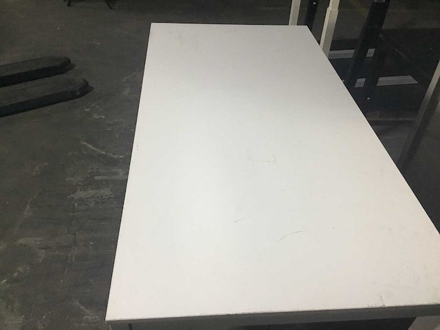 Bureau - afbeelding 4 van  4