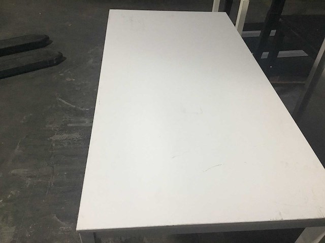 Bureau - afbeelding 3 van  4