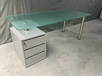 Bureau - afbeelding 1 van  6