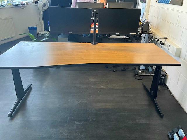 Bureau - afbeelding 3 van  4