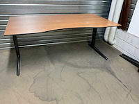 Bureau - afbeelding 1 van  4