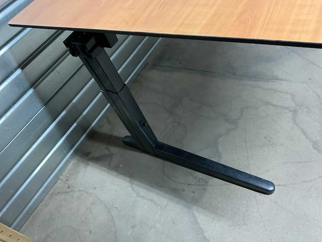 Bureau - afbeelding 3 van  4