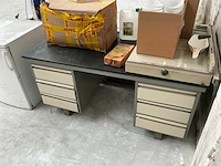 Bureau - afbeelding 2 van  5
