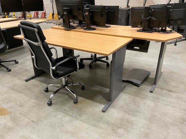 Bureau - afbeelding 2 van  8