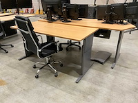 Bureau - afbeelding 2 van  8