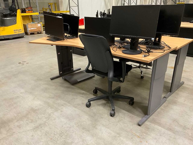 Bureau - afbeelding 4 van  8
