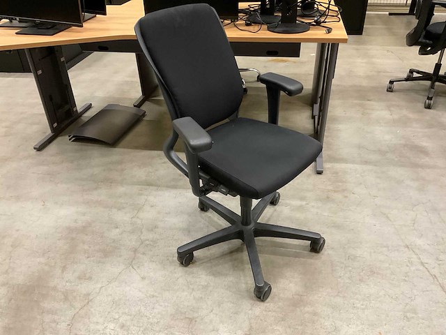 Bureau - afbeelding 6 van  8