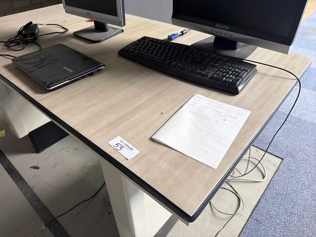 Bureau - afbeelding 3 van  4