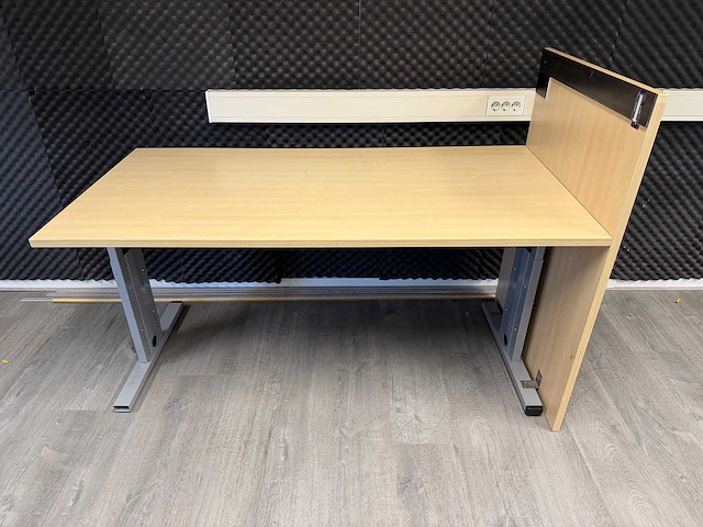 Bureau - afbeelding 2 van  4