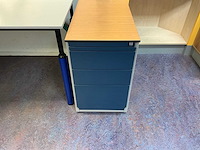 Bureau - afbeelding 3 van  4