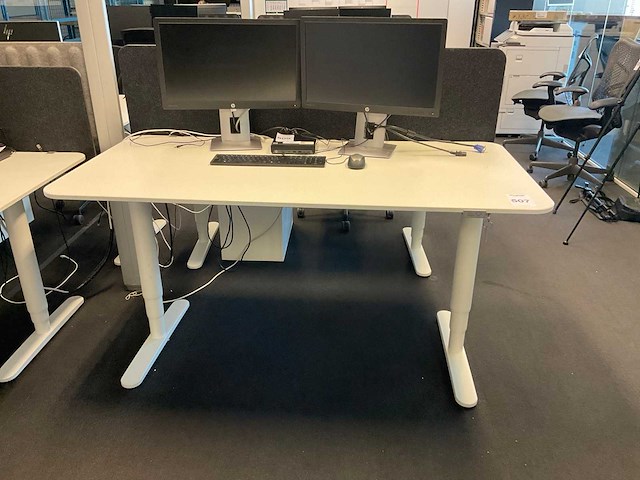 Bureau - afbeelding 2 van  6