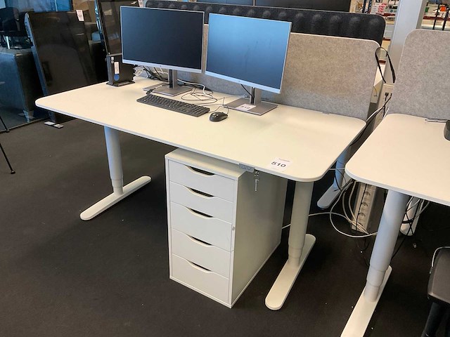 Bureau - afbeelding 3 van  6