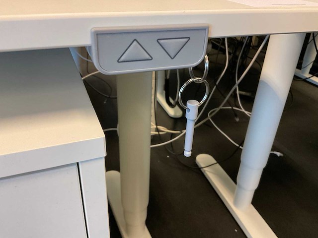 Bureau - afbeelding 4 van  6