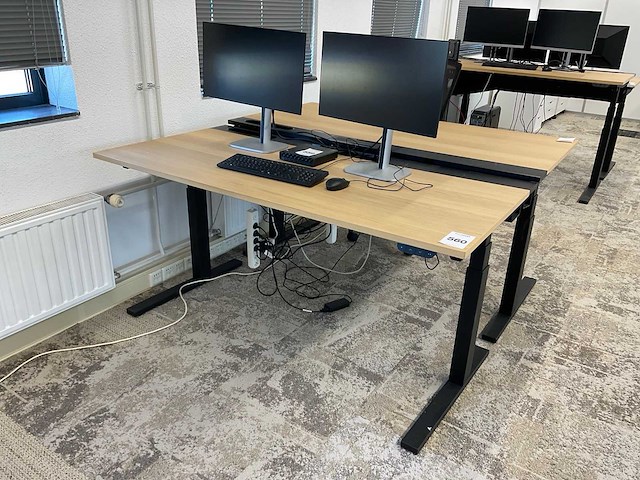 Bureau - afbeelding 1 van  4