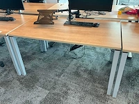 Bureau - afbeelding 1 van  1