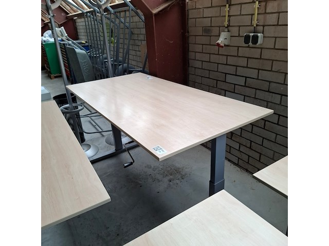 Bureau - afbeelding 1 van  3