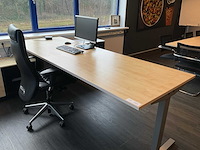 Bureau - afbeelding 2 van  7