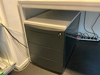 Bureau - afbeelding 5 van  5