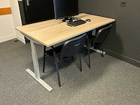 Bureau - afbeelding 1 van  3