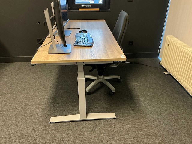 Bureau - afbeelding 2 van  5