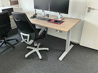 Bureau - afbeelding 1 van  4