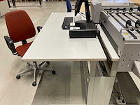 Bureau - afbeelding 6 van  7