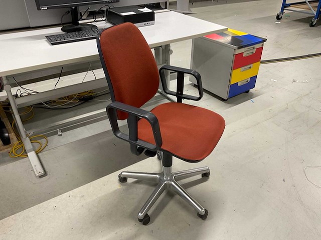Bureau - afbeelding 7 van  7
