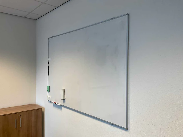 Bureau - afbeelding 4 van  7