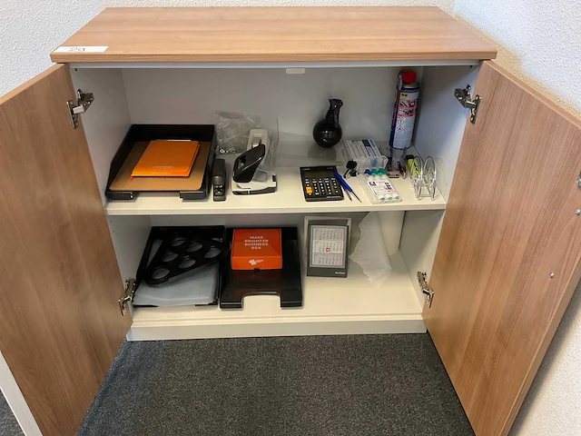 Bureau - afbeelding 7 van  7